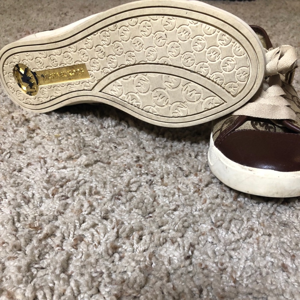 Great Condition Michael Kors Shoes